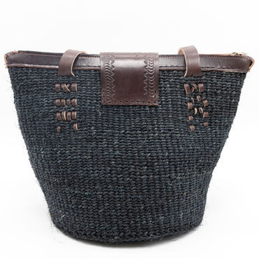 Muete Sisal Tote Bag with Leather Toggle Clasp – Handwoven Kenyan Basket Bag