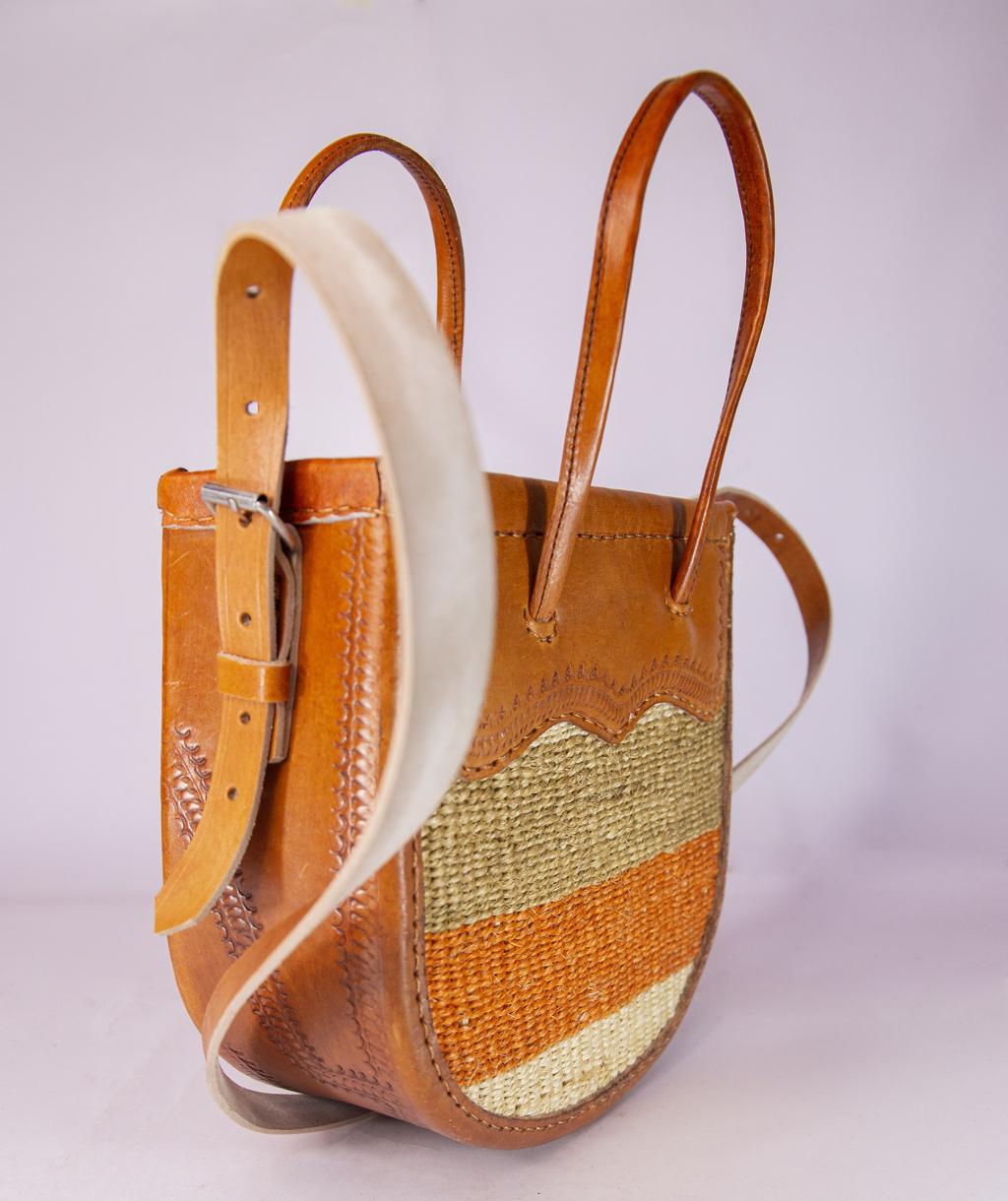 Double Styling Sling Bag