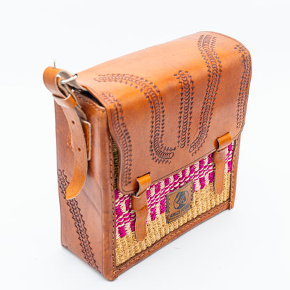 Kasyoka Sling Bag